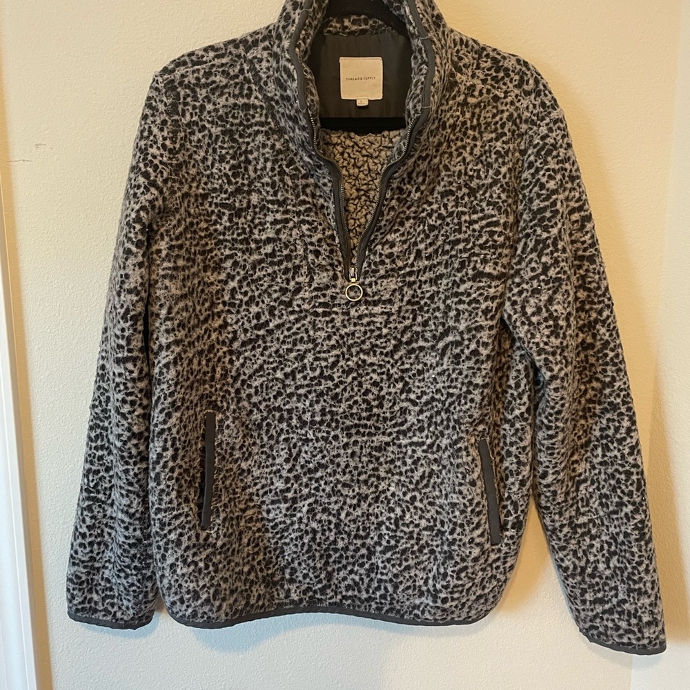 Nordstrom Woman’s Large Thread & Supply Black and Gray Zip Up Sweater